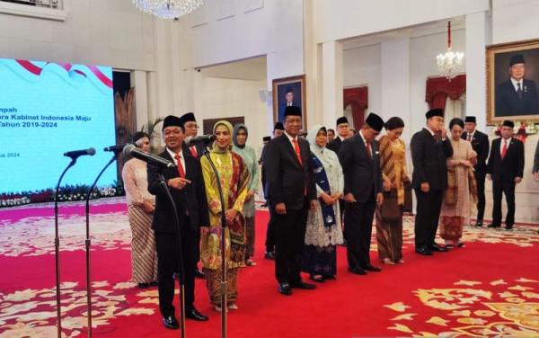 Jokowi Lantik Supratman Andi Atgas sebagai Menkumham