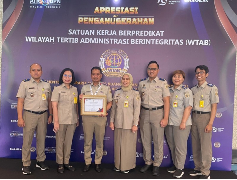 Kantah Jaksel Raih Penghargaan Wilayah Tertib Administrasi Berintegritas