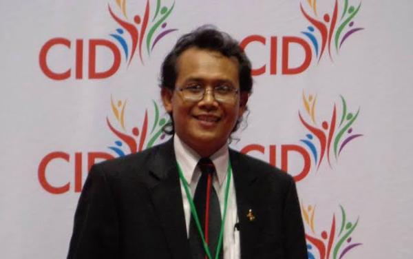 DPR Dipakai Oligarki Politik untuk Batalkan Putusan MK