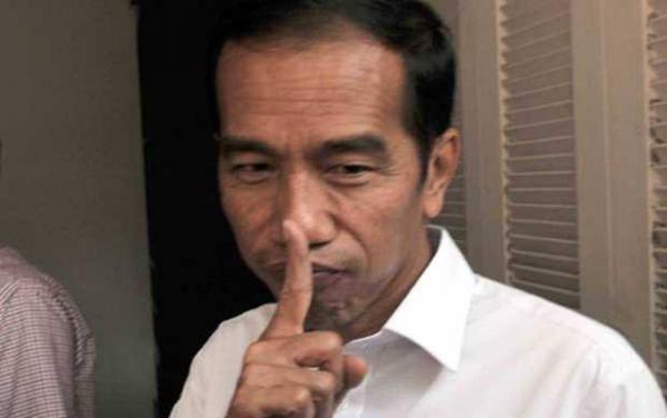 Pemerintah Melawan Konstitusi, Jokowi Layak Dimakzulkan