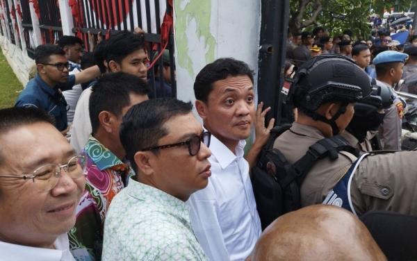 Anak Buah Dasco Nyaris Dikeroyok Demonstran