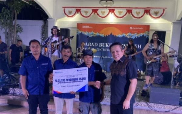 UMKM Lebah di Magelang Peroleh Fasilitas Pendukung dari Jamkrindo