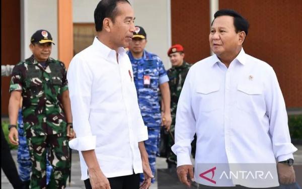 Prabowo Mengaum, Jokowi Bebek Lumpuh