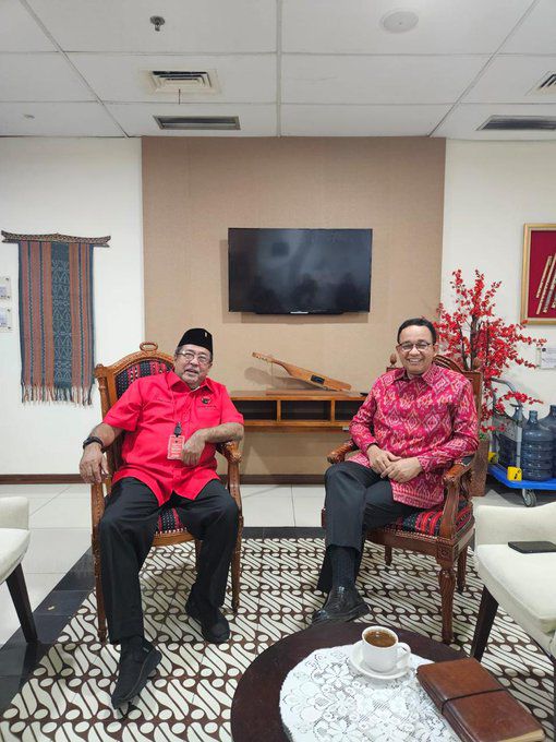 Pilgub Jakarta: Dosen dan Tukang Insinyur Menunggu Takdir