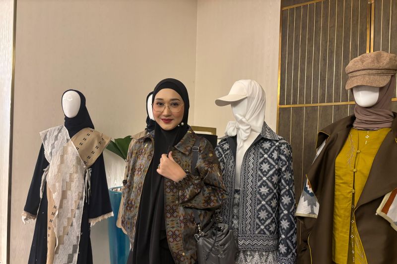 Koleksi Kain dan Motif Khas Palembang dari Dian Pelangi Hadir di IN2MF Paris, September Mendatang