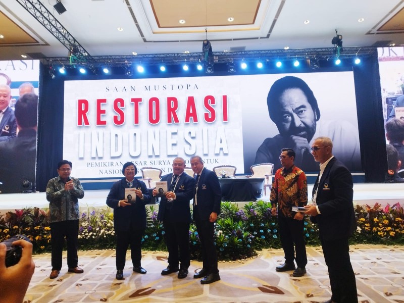 Nasdem Gelar Bedah Buku “Restorasi Indonesia” Karya Saan Mustopa