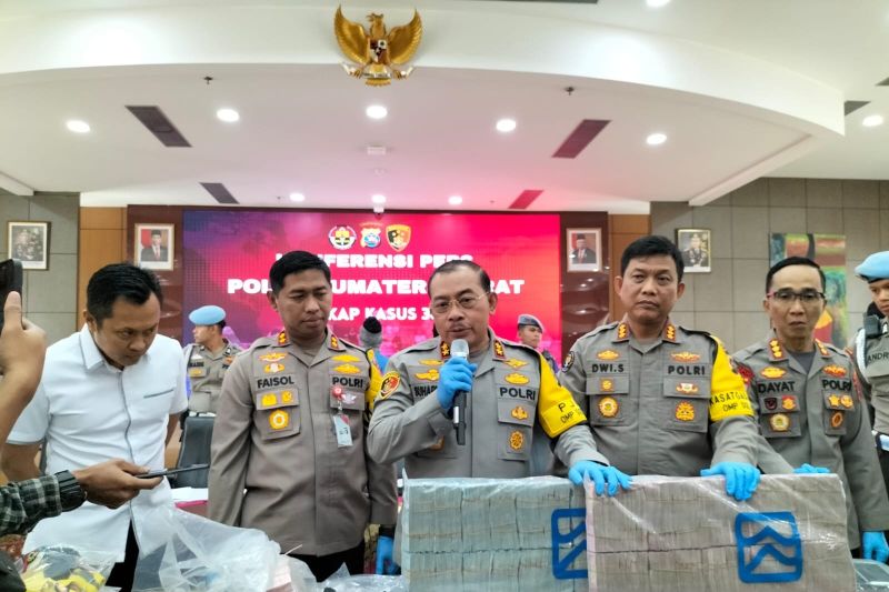 Kapolda Sumbar Janji Tindak Tegas Dua Polisi Terlibat Pencurian Uang