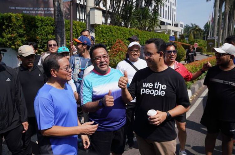 Pram-Rano dan Anies Akrab di CFD Jakarta