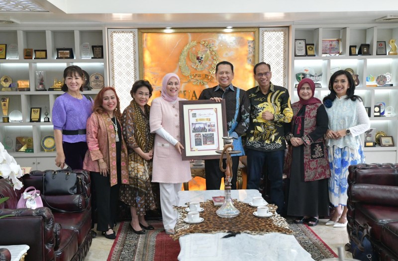 Bamsoet Terima Appreciation Award dari Kelompencapir Club Disscusion