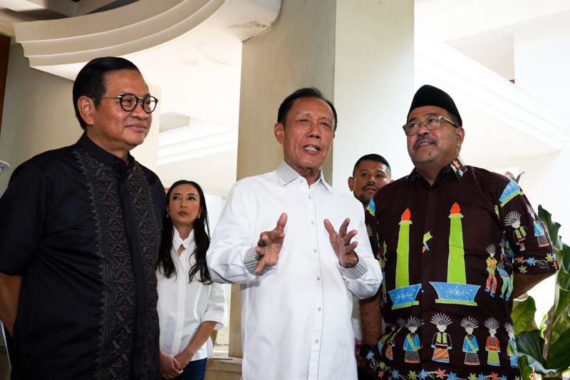 Pramono Anung Umumkan Tim Pemenangan, Diketuai Cak Lontong