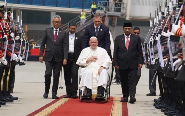 Menag Yaqut Ungkap Tiga Pesan Paus Fransiskus untuk Bangsa Indonesia