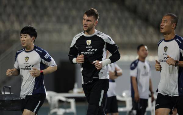 Jelang Laga Indonesia – Australia, Maarten Paes Mengaku Tak Sabar Debut di GBK