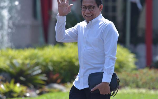 KPK Geledah Rumah Mendes, Kakak Cak Imin