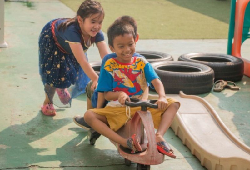 Psikolog Imbau Orang Tua Awasi Penggunaan Gadget dan Peringkat Permainan Anak