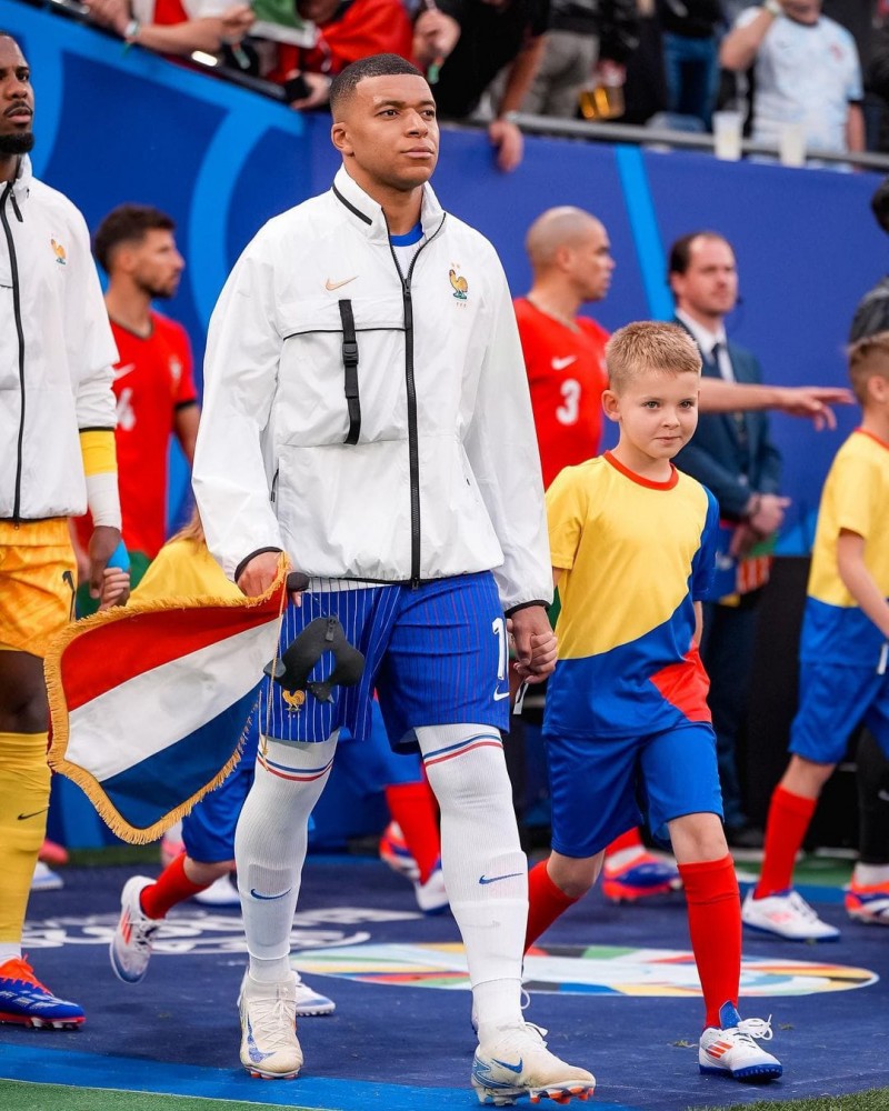 Kylian Mbappe Nyaris Berseragam Liverpool Pada Tahun 2022