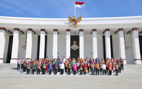 Video: Jokowi Minta Maaf Sebesar-besarnya