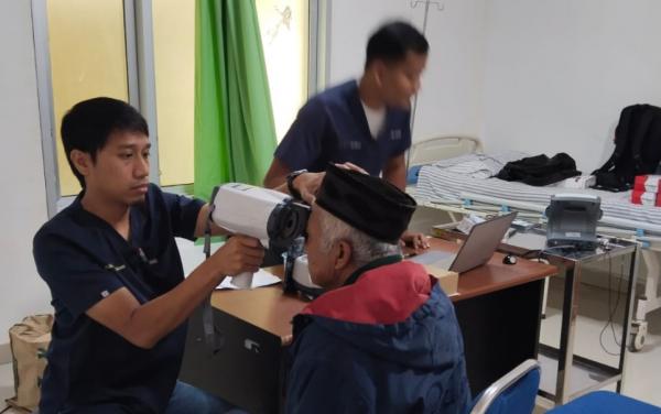 Kemensos Gelar Operasi Katarak Gratis di Mamasa