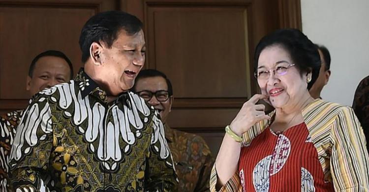 Dibanding Mudarat, Pertemuan Prabowo-Megawati Banyak Manfaatnya