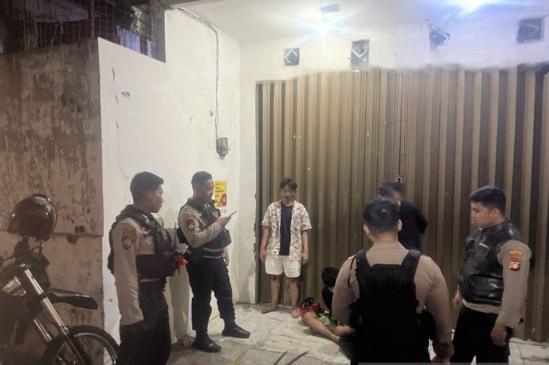 Polres Jaktim Tangkap Empat Remaja Terlibat Tawuran Bersenjata Tajam