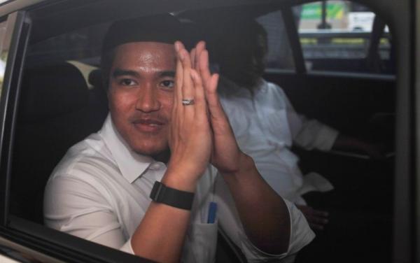 Kaesang Terlilit Gratifikasi: Jokowi Bilang Begini, Istana Begitu