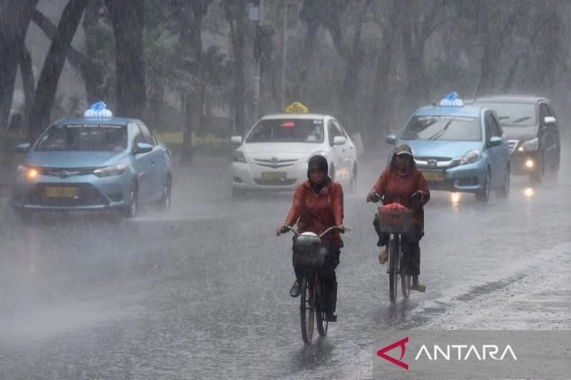 Sebagian Besar Wilayah Di Indonesia Diprakirakan Alami Hujan Ringan Hari Ini