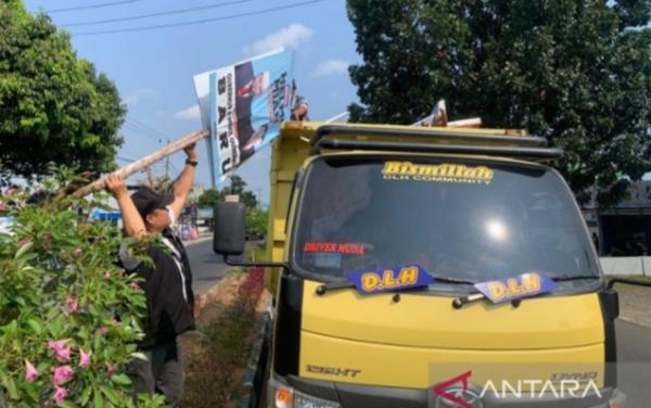 Langgar Aturan, Bawaslu Tertibkan 6.451 Alat Peraga di Bengkulu