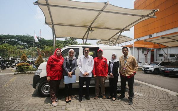 PMI Tangsel Terima Satu Unit Mobil dari Bank BJB