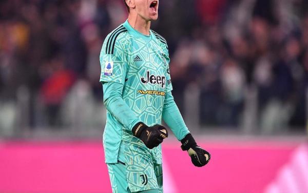 Barcelona Bisa Bikin Wojciech Szczesny Batal Pensiun Sejak Bulan Lalu