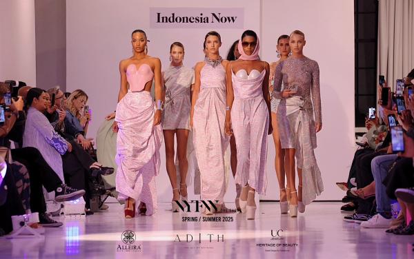 Kolaborasi Alleira Batik dan UC Silver akan Hadir di New York Fashion Week 2025