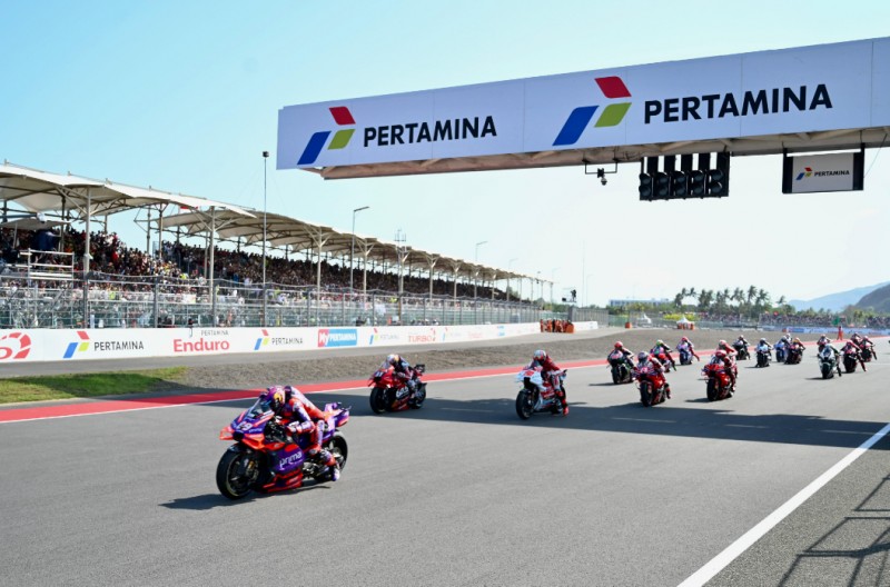 Jokowi Resmi Buka Pertamina Grand Prix of Indonesia 2024 di Lombok