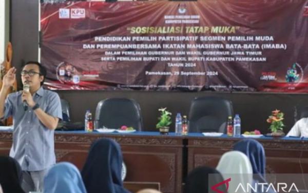 KPU Pamekasan Sosialisasikan Pilkada pada Pemilih Pemula