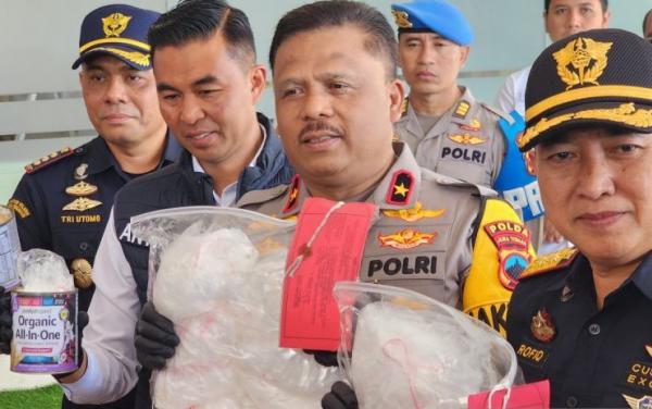 Polda Jateng Gagalkan Pengiriman 12 Kg Sabu dari Malaysia di Pelabuhan Tanjung Emas