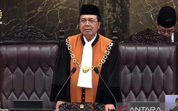 Ketua MA Pandu Pengucapan Sumpah Anggota DPR RI 2024-2029