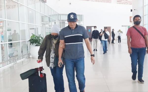 Alat Bukti KPK Tangkap Orang Kepercayaan Sahbirin Noor, Uang Suap Rp10 Miliar