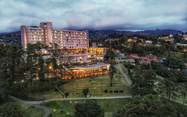 Wajib Dicoba! Jelajahi Cita Rasa Normandia yang Lezat di Swiss-Belresort Dago Heritage, Bandung