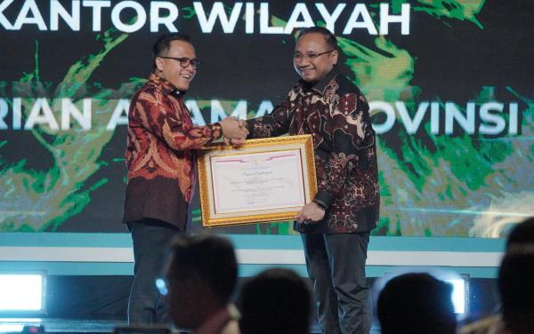 Kemenag Raih Penghargaan sebagai Penyelenggara Inovasi Pelayanan Publik Terbaik 2024