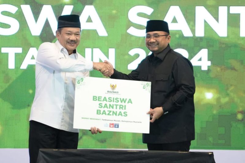 Jelang Hari Santri Nasional, Baznas Luncurkan Program Beasiswa untuk 10 Ribu Santri