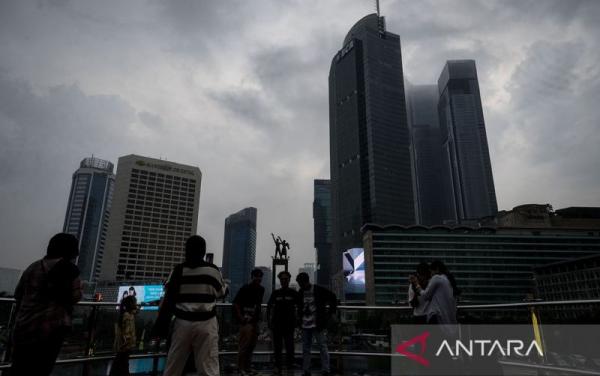 Jakarta dan Sekitarnya Berpotensi Diselimuti Awan Tebal Siang Ini