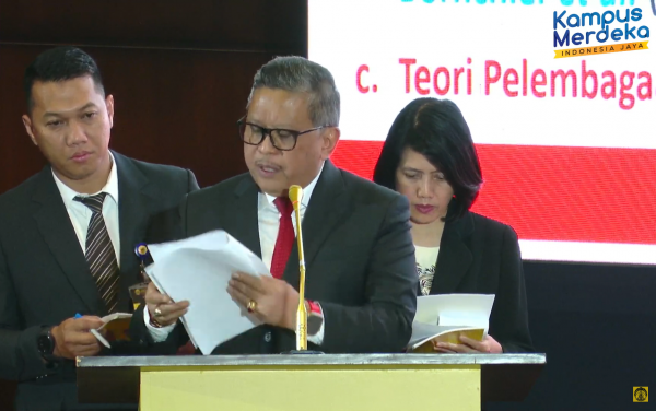 Sidang Doktoral Hasto Singgung Relasi Jokowi-PDIP, Machiavelli dan Pinokio Jawa