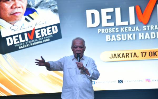 Buku “Delivered”, Dokumentasi Perjalanan Basuki 10 Tahun Pimpin Kementerian PUPR