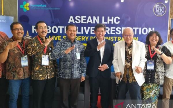 Operasi Bedah Hati dengan Teknologi Robotik Sukses Dilakukan di RSCM