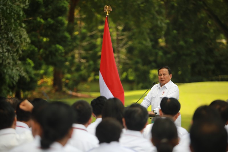 Gembleng Menteri, Prabowo Tolak Disebut Militeristik