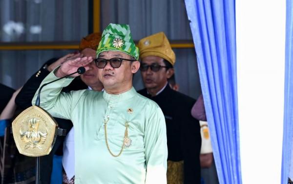 Peringati Hari Sumpah Pemuda, Mendikdasmen Minta Pemuda Komitmen Berbahasa Indonesia dengan Benar