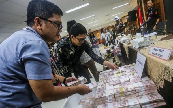 Bersih-bersih Internal, MA Berani?