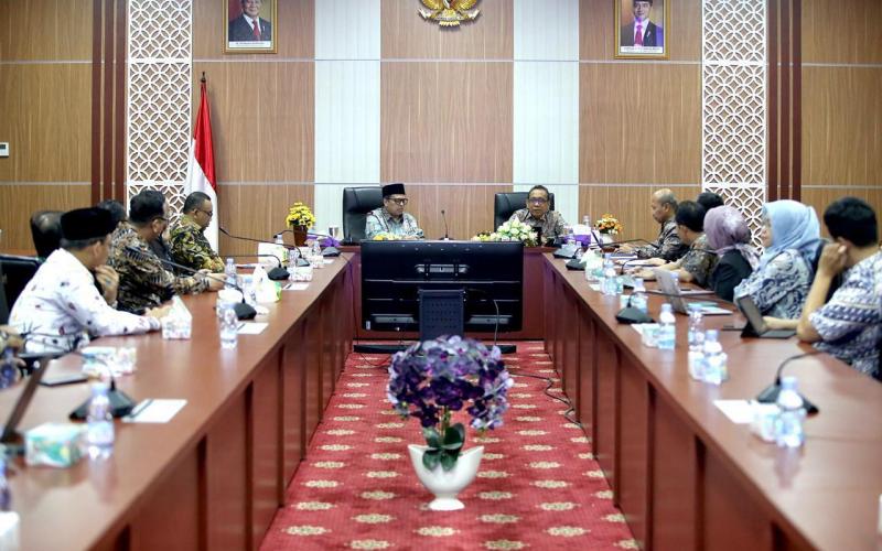 Kunjungi Kantor BPJPH, Menteri Pratikno Susun Program Sinergi Lintas Kementerian dan Lembaga