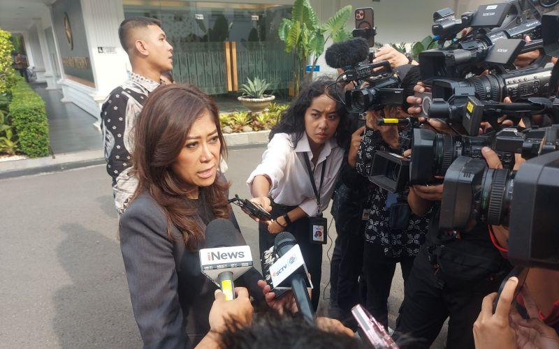 Meutya Hafid Diminta Sikapi Badai PHK Massal Media Konvensional