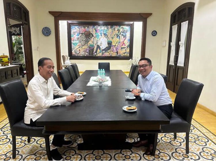 Maraton Temui Prabowo dan Jokowi, Upaya Ridwan Kamil Menjaga Asa?