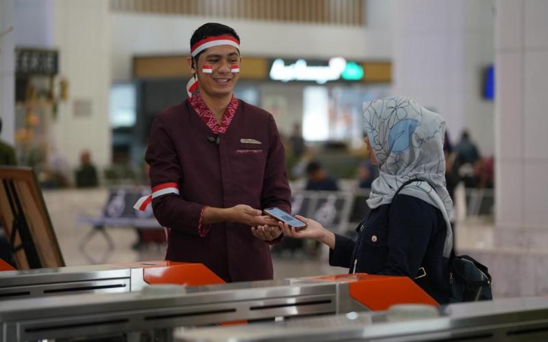 Hari Pahlawan: KCIC Hadirkan Nuansa Patriotisme di Stasiun Whoosh