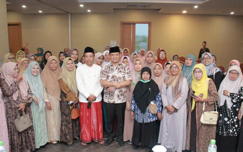 Pengurus PAC Muslimat NU se Kebumen Gelar Silaturahmi dengan Arif-Rista