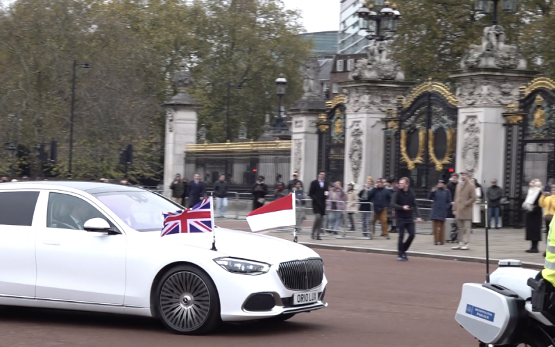 Prabowo Undang Raja Charles III Sambangi Indonesia